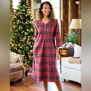 Cozy Women's Red Plaid Sleepwear